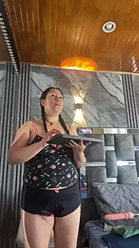 Snapshot of Marianasmitt chatting on October 19, 2025, 11:46 am Marianasmitt online show from October 19, 2025, 11:46 am