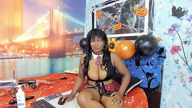 Snapshot of TashaMendoza1 chatting on October 31, 2025, 7:54 pm TashaMendoza1 online show from October 31, 2025, 7:54 pm