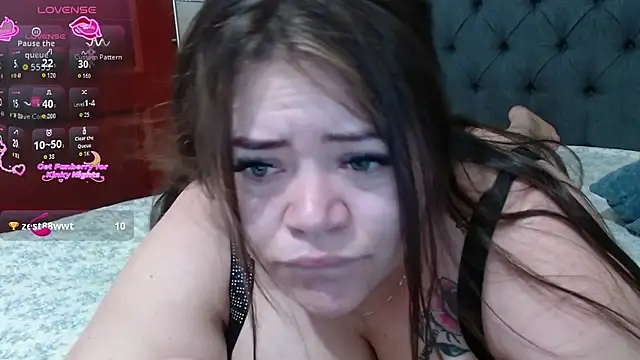 Michellx hot2 online show from November 23, 2025, 10:53 pm