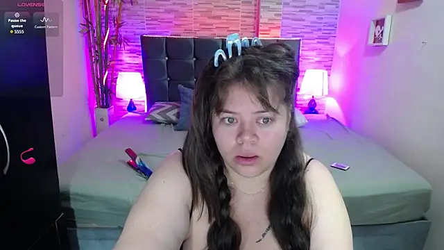 Michellx hot2 online show from February 6, 2026, 3:08 pm