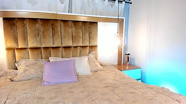 SamyShark online show from February 14, 2026, 5:29 am