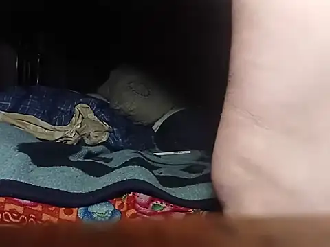 macKnd online show from October 29, 2025, 5:56 pm