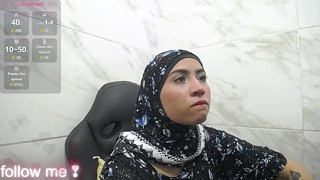 Neesha   online show from December 4, 2025, 12:15 pm