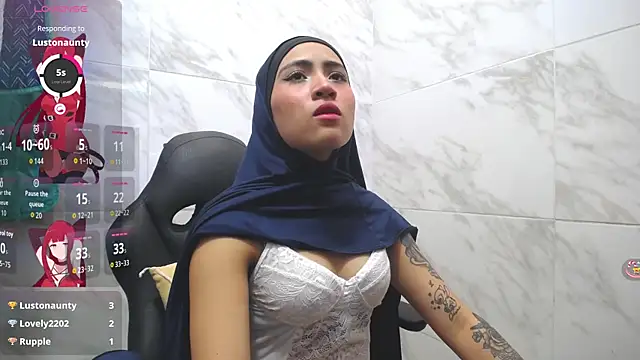 Neesha   online show from November 4, 2025, 9:51 pm