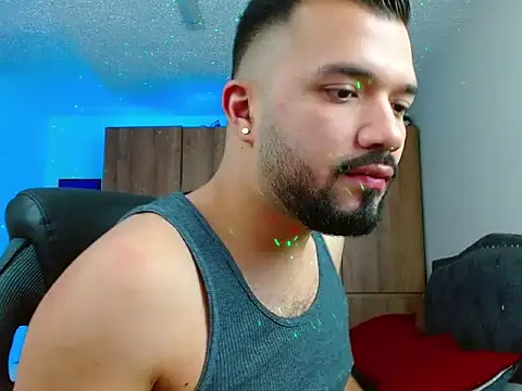 Snapshot of mathewv_ chatting on November 28, 2025, 5:07 am mathewv online show from November 28, 2025, 5:07 am