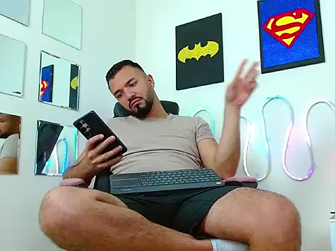 Snapshot of mathewv_ chatting on November 26, 2025, 5:18 am mathewv online show from November 26, 2025, 5:18 am