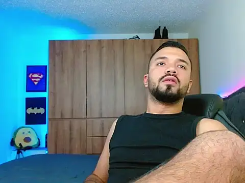 Snapshot of mathewv_ chatting on November 17, 2025, 2:59 am mathewv online show from November 17, 2025, 2:59 am