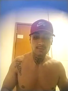 Snapshot of favelaboy10 chatting on February 12, 2026, 4:56 am favelaboy10 online show from February 12, 2026, 4:56 am