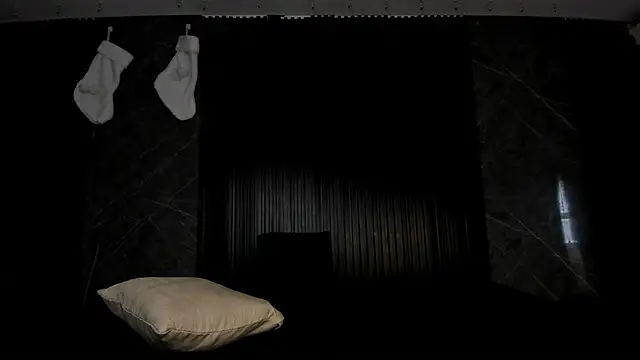 cloemorningstar online show from December 2, 2025, 2:19 pm