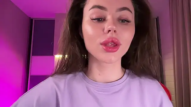 Snapshot of AlmaryKim chatting on February 7, 2025, 4:14 pm AlmaryKim online show from February 7, 2025, 4:14 pm