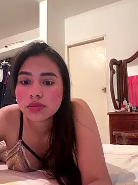 Snapshot of Brianna_bunny05 chatting on October 3, 2025, 2:37 am Brianna bunny05 online show from October 3, 2025, 2:37 am