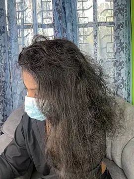 SukiyamaAsia online show from October 23, 2025, 4:44 am