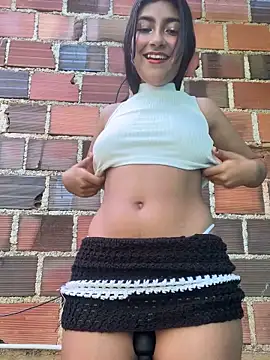 Sweed-virgin-pussy online show from October 26, 2025, 2:17 pm