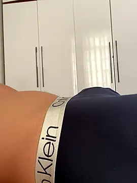 Snapshot of khonglongvong86 chatting on October 1, 2025, 4:50 am khonglongvong86 online show from October 1, 2025, 4:50 am