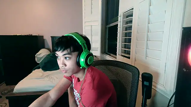 youngasianboy2007 online show from February 8, 2026, 8:34 am