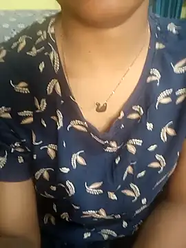 Snapshot of tamil_thaara03 chatting on October 17, 2025, 1:24 pm tamil thaara03 online show from October 17, 2025, 1:24 pm