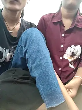 Unique girls90 online show from January 10, 2026, 5:25 am