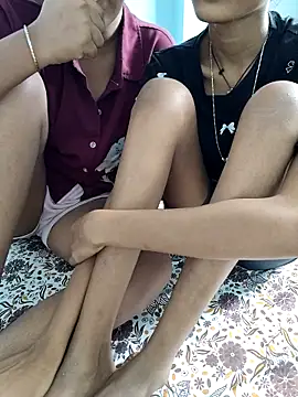 Unique girls90 online show from March 5, 2026, 8:00 am