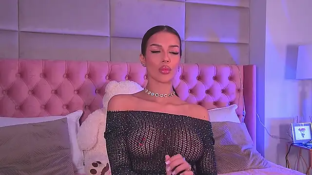 AmyraMoon online show from October 3, 2025, 3:20 am