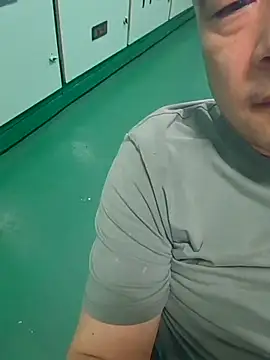 han515319 online show from June 18, 2026, 7:41 pm