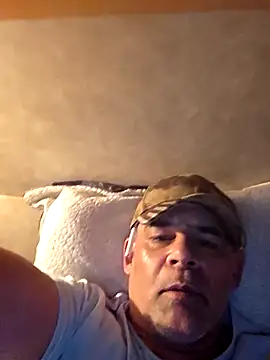 DeeBestEver online show from November 9, 2025, 11:20 pm