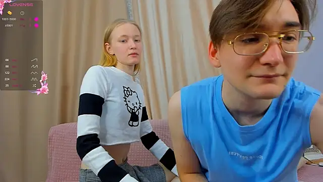 Snapshot of LoversFire chatting on November 13, 2025, 1:15 pm LoversFire online show from November 13, 2025, 1:15 pm