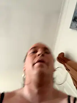 Snapshot of sexymell chatting on December 3, 2025, 3:11 pm sexymell online show from December 3, 2025, 3:11 pm