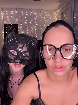 LaPetiteKim online show from March 25, 2026, 8:19 pm