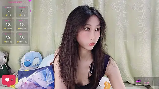 Snapshot of kindbee chatting on November 9, 2025, 10:30 am kindbee online show from November 9, 2025, 10:30 am