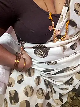 Tamil Ammani online show from March 31, 2026, 11:40 pm