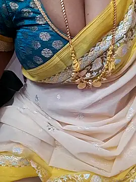 Tamil Ammani online show from February 4, 2026, 10:49 pm