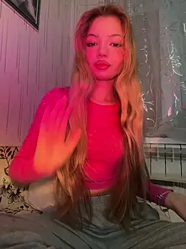  Siennaaa  online show from March 14, 2026, 9:54 pm