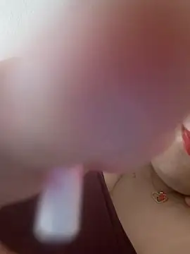 Snapshot of aydannn01 chatting on April 16, 2026, 11:33 am aydannn01 online show from April 16, 2026, 11:33 am