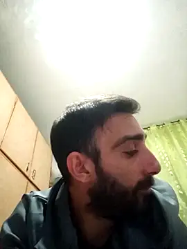 Snapshot of Cristian863 chatting on September 30, 2025, 6:14 pm Cristian863 online show from September 30, 2025, 6:14 pm