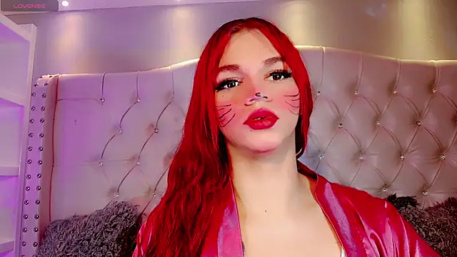 Snapshot of Saraa_Jone chatting on October 23, 2025, 1:54 pm Saraa Jone online show from October 23, 2025, 1:54 pm