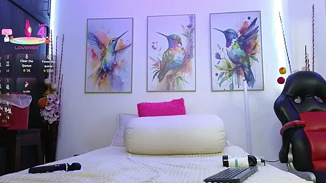 Snapshot of Moon_celeste chatting on February 25, 2026, 7:47 pm Moon celeste online show from February 25, 2026, 7:47 pm