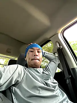 Loadedeggs online show from October 22, 2025, 5:12 pm