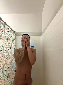 Loadedeggs online show from October 16, 2025, 1:52 pm