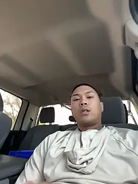 Loadedeggs online show from November 17, 2025, 6:56 pm