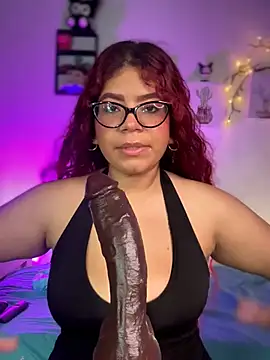 Solaangel  online show from April 18, 2026, 10:32 pm