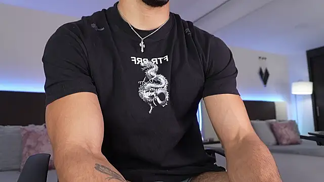 DanteeStone online show from August 6, 2026, 7:42 pm