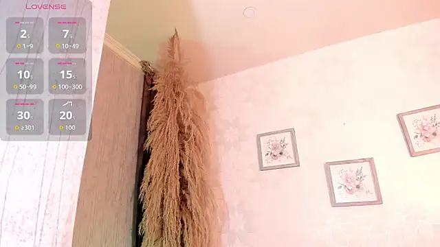 alana madison10 online show from November 13, 2025, 2:48 am