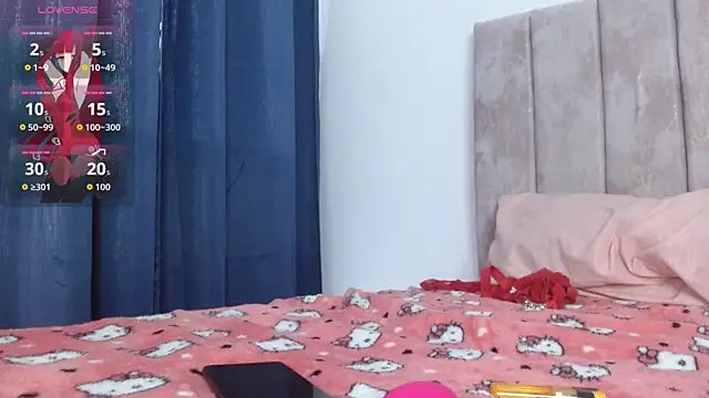 Snapshot of JuliethaFox chatting on November 14, 2025, 8:56 pm JuliethaFox online show from November 14, 2025, 8:56 pm