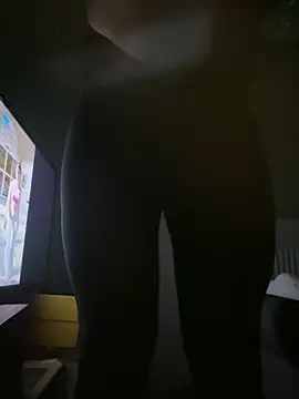 Wearpantyhosenorfolk online show from November 11, 2025, 11:42 pm