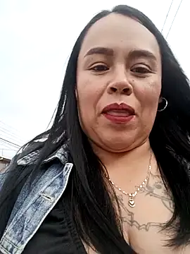 Italia 12 online show from October 23, 2025, 9:46 pm