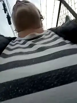 Italia 12 online show from October 7, 2025, 11:11 am