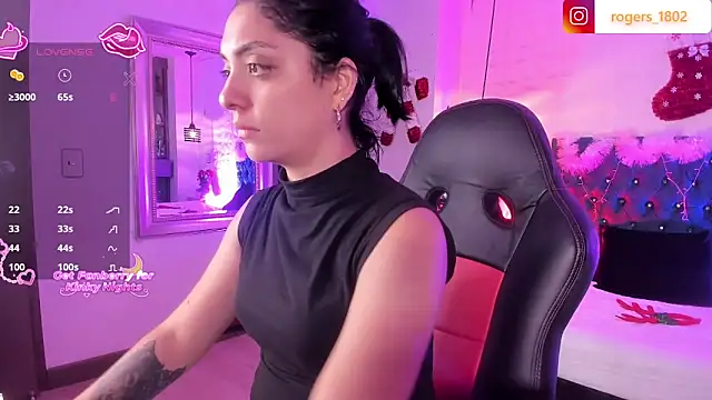 Snapshot of isaa_dl chatting on November 28, 2025, 10:43 pm isaa dl online show from November 28, 2025, 10:43 pm