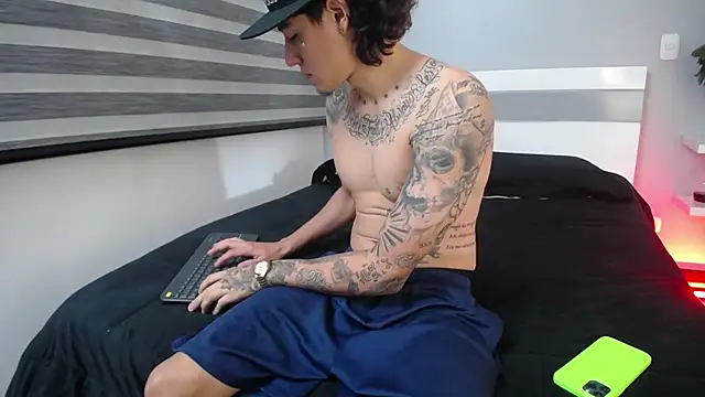 SteveDickson  online show from October 15, 2025, 9:12 pm