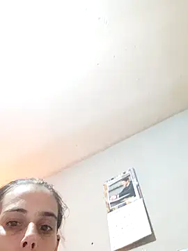 Snapshot of DiosesEdem13 chatting on November 4, 2025, 9:46 am DiosesEdem13 online show from November 4, 2025, 9:46 am