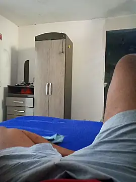 NatanSouza03 online show from October 3, 2025, 6:42 pm